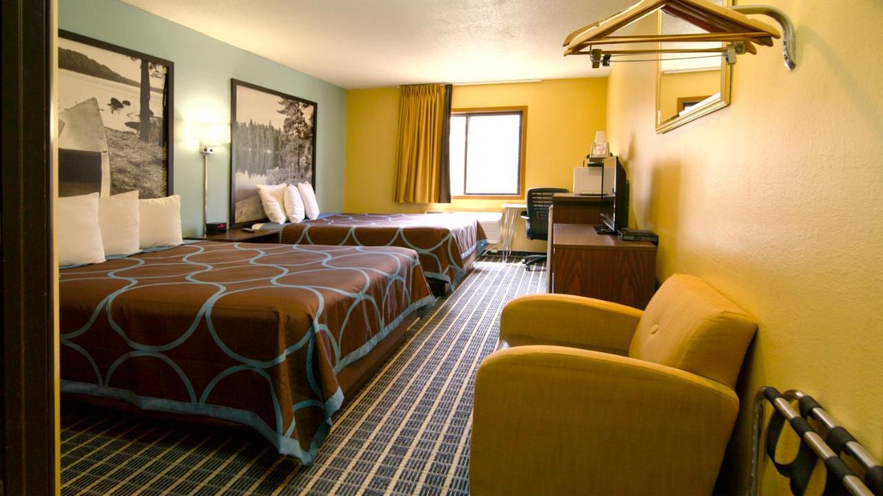 فندق ريد وينغفي  سوبر 8 ريد وينج مينيسوتا المظهر الخارجي الصورة